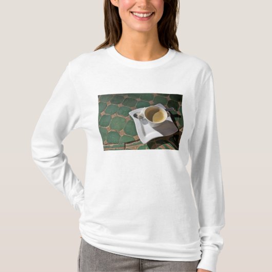 カスバホテル&レストラン、コーヒーと緑 Tシャツ (正面)