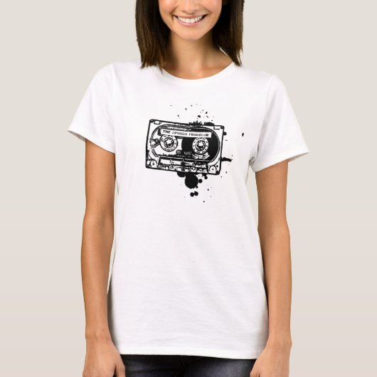 カセットテープの女性 Tシャツ (正面)