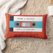 カセットテープレトロ音楽ディスコ赤オレンジのロックイン ランバークッション (ブランケット)