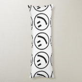 カタカナ㋡ツ微笑み絵文字/絵文字 ボディピロー (裏面 (縦))