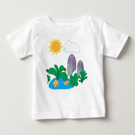 カタツムリと魚に照らされる陽気な太陽と雲 ベビーTシャツ (正面)