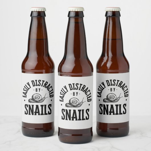 カタツムリに気を取られおもしろいる ビールラベル (ボトル)