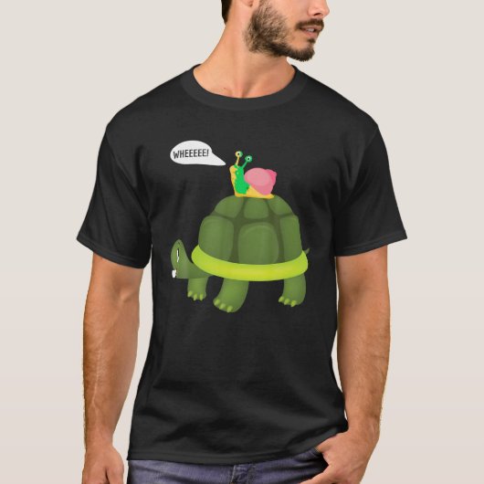 カタツムリ乗り亀おかしなシャツTシャツ Tシャツ (正面)