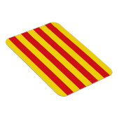 カタロニア国旗を掲げたフレキシブルなフォトマグネット マグネット (右側)