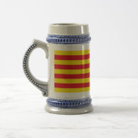 カタロニア国旗を掲げたマグカップ