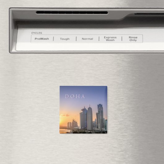 カタールのドーハの街の夕日 マグネット (インサイチュ (食洗機))