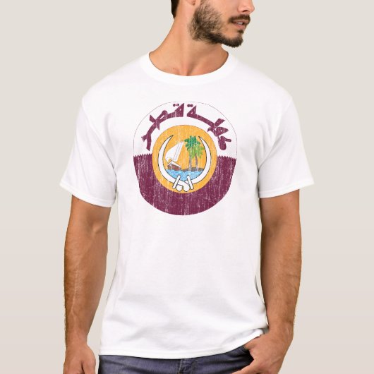カタールの紋章付き外衣 Tシャツ (正面)
