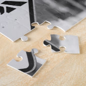 カタール、アドダハ、ドーハ。アラビア人歩行者3 ジグソーパズル (側面)