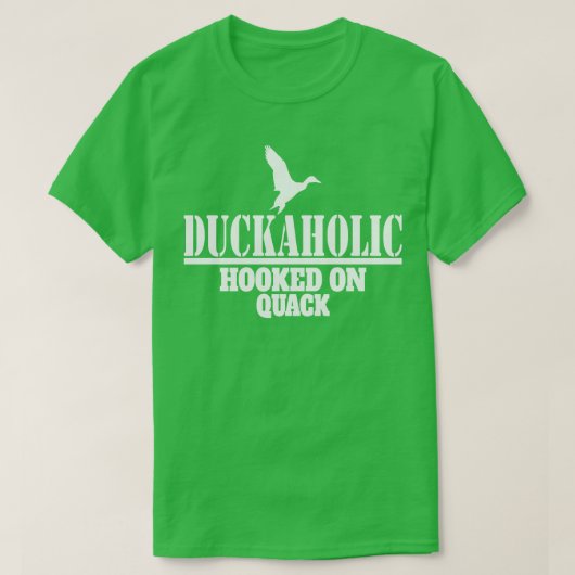 カックに引っ掛けられたダッカホリック狩り Tシャツ (デザイン正面)