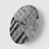 カッコいいアンティークグランジ効果のピアノ音符 ラウンド壁時計 (傾斜)