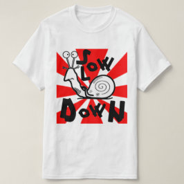 カッコいいカタツムリのスケッチとスローモットーv2 tシャツ