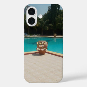 カッコいいハクナマタプールサイド私は私の家族を愛する.jpg iPhone 16ケース