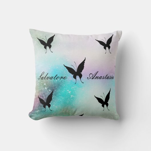 カッコいい驚き銀河系バターフライ クッション (正面)