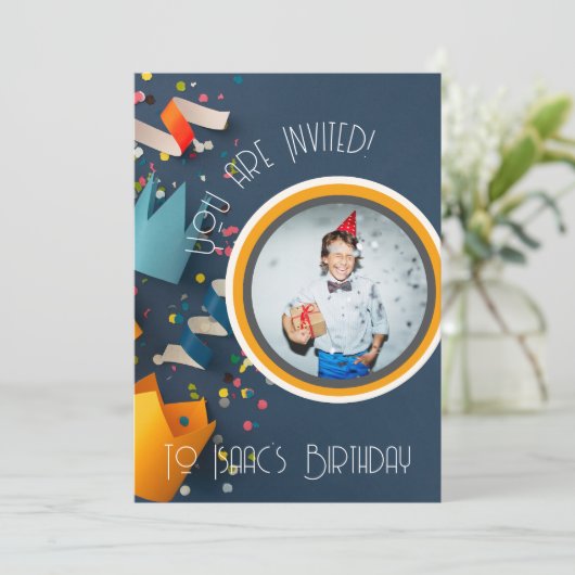 カット紙クラウンハッピーバースデー名フォト招待状 シーズンカード (スタンド正面)