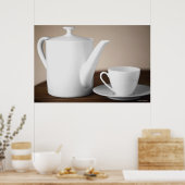 カップと皿を茶釜で閉じる ポスター (キッチン)