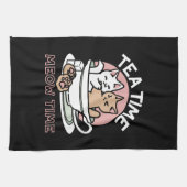 カップに猫ちゃんを丸める – 愛らしいティータイム キッチンタオル (横)