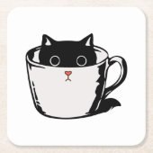 カップに赤い鼻を隠した黒い子猫 スクエアペーパーコースター (正面)