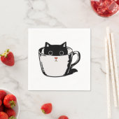 カップに赤い鼻を隠した黒い子猫 スタンダードカクテルナプキン (インサイチュ)