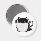 カップに赤い鼻を隠した黒い子猫 マグネット (正面/裏面)