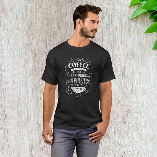 カップの中の幸せを捉える Tシャツ