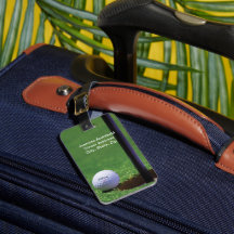 カップの縁にゴルフボールクローズアップ個人用ケース