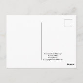 カップの誕生日アート絵画カードに紫色の花 ポストカード (裏面)