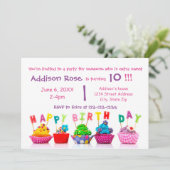 カップケカラフルーキ – ガール誕生日カード 招待状 (スタンド正面)