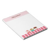 カップケーキとピンクストライプ色 ノートパッド (アングル)