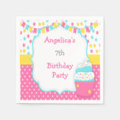 カップケーキと散水誕生日パーティー スタンダードカクテルナプキン (正面)