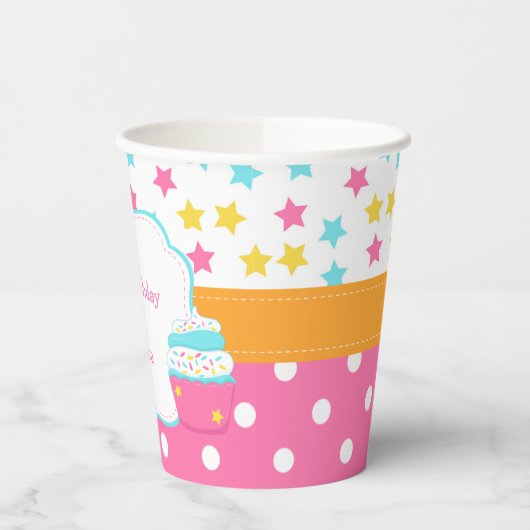 カップケーキと散水誕生日パーティー 紙コップ (左)
