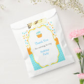 カップケーキと散水 フェイバーバッグ (封をした状態)