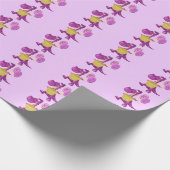 カップケーキと風船が入ったかわいい紫の竜 ラッピングペーパー (角)