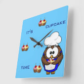 カップケーキのシェフのフクロウ スクエア壁時計 (傾斜)