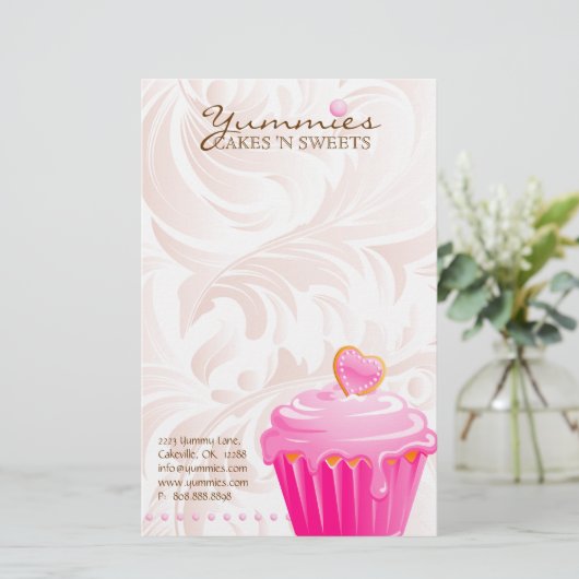 カップケーキのベーカリーのペーストリー作りの職人のピンクのハートの葉1 便箋 (スタンド正面)