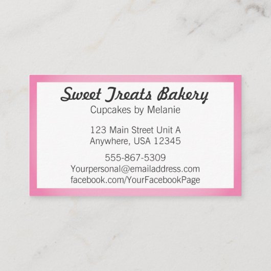カップケーキのベーカリーの名刺のケーキの食料調達のピンク 名刺 (裏面)