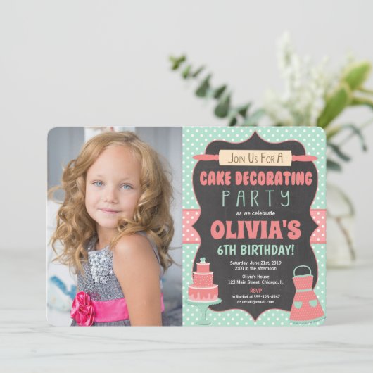 カップケーキの誕生会の写真を飾るケーキ 招待状 (スタンド正面)