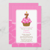 カップケーキの誕生日の招待状の第7誕生日のピンク 招待状 (正面/裏面)