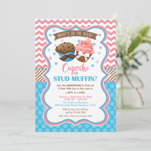 カップケーキまたはスタッドのマフィンの性は招待状を明らかにします 招待状 (スタンド正面)