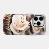 カップケーキを振りかける iPhoneケース (裏面横)
