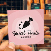 カップケーキペストリーケーキベーカリー配管バッグかわいいピンク スクエア名刺