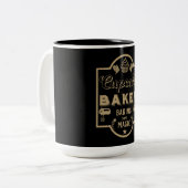 カップケーキマスターベイカー ツートーンマグカップ (正面左)