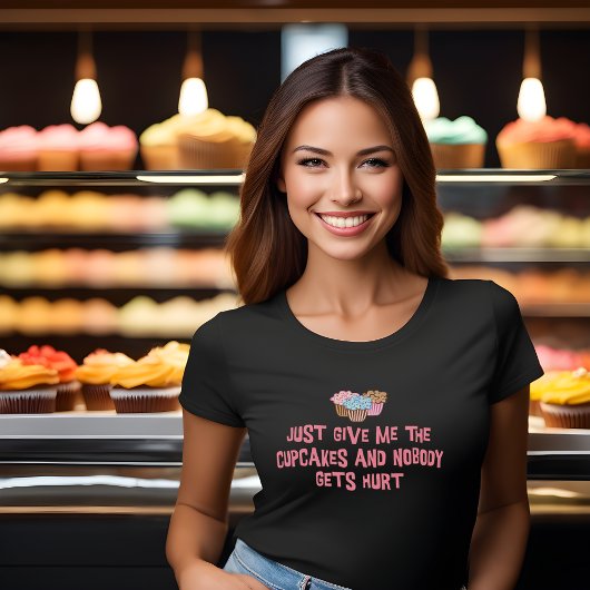 カップケーキ愛好家のための面白いTシャツ Tシャツ