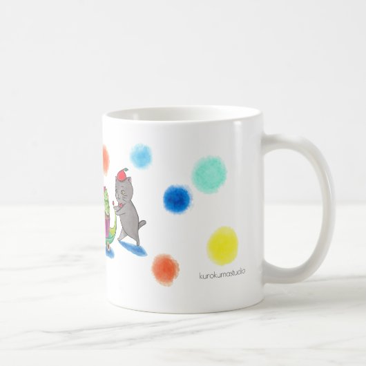 カップケーキ猫がドリンクお気に入りのカップを持つ コーヒーマグカップ (右)