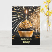 カップケーキ花火星付き大晦日誕生日 カード (黄色い花)