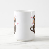 カップコーヒーの中に漫画のパグ犬が座っている コーヒーマグカップ (中央)