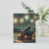 カップルが7月4日花火の下で抱き締める ポストカード (スタンド正面)