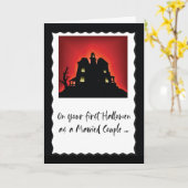 カップルとしての最初の結婚したハロウィンユーモアのある カード (黄色い花)