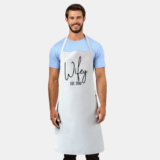 カップルのためのウィフィー&ハビー料理エプロン エプロン (着用した状態)
