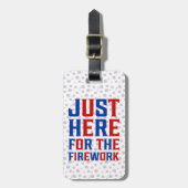 カップルのための花火おもしろいのためにちょうどここに ラゲッジタグ (正面縦)