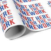 カップルのための花火おもしろいのためにちょうどここに ラッピングペーパー (ロールコーナー)